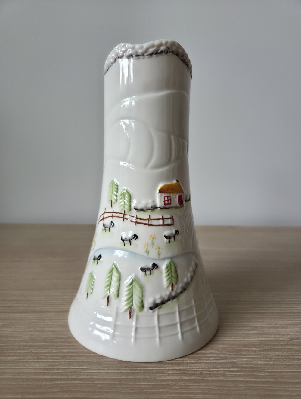 Belleek Connemara Vase Scenic Sheep Cottage Hand Painted In Ireland 10 Inches